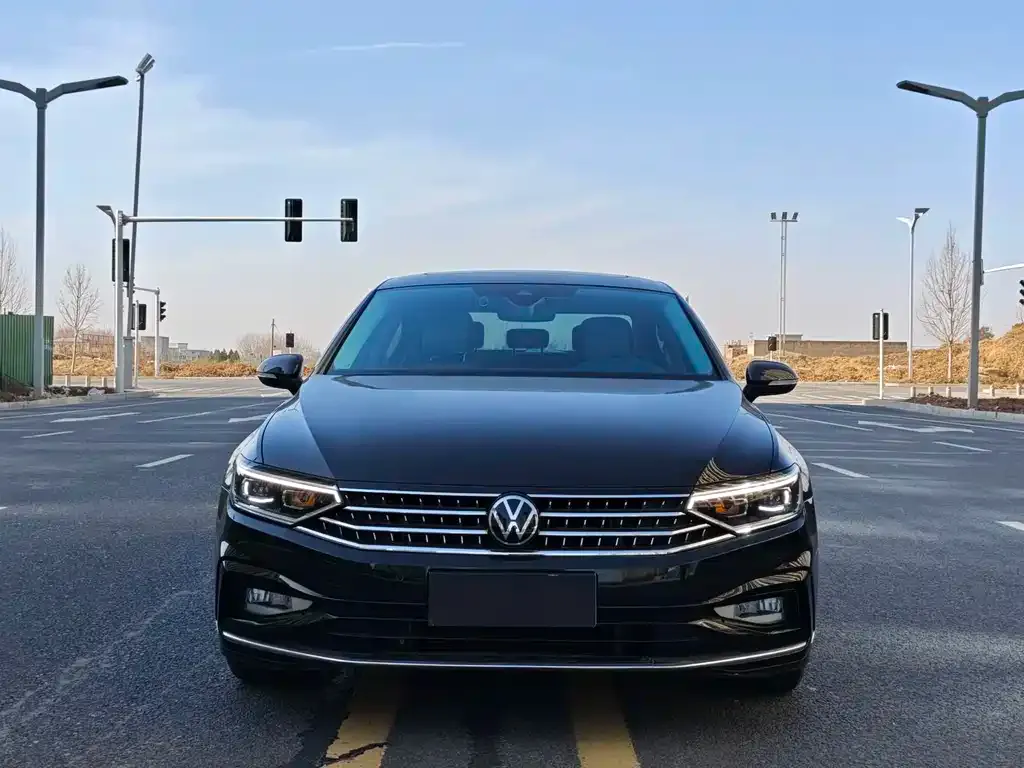 Volkswagen Magotan 2024 из CN, фото 3