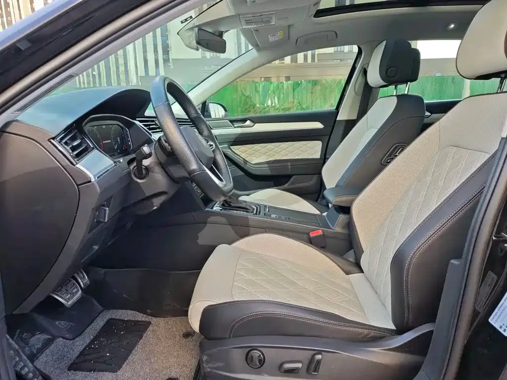 Volkswagen Magotan 2024 из CN, фото 9