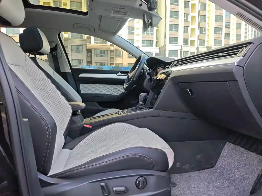 Volkswagen Magotan 2024 из CN, фото 6