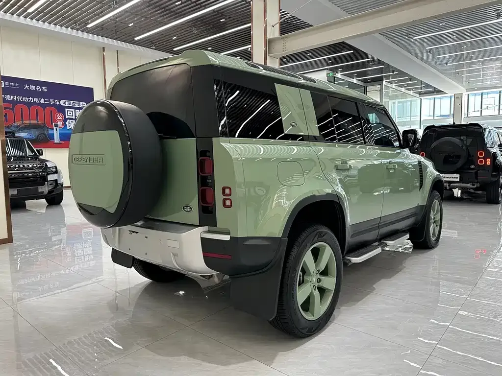 Land Rover Defender 2023 из CN, фото 4