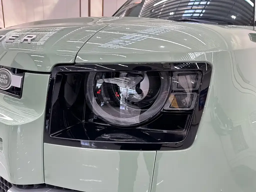 Land Rover Defender 2023 из CN, фото 5