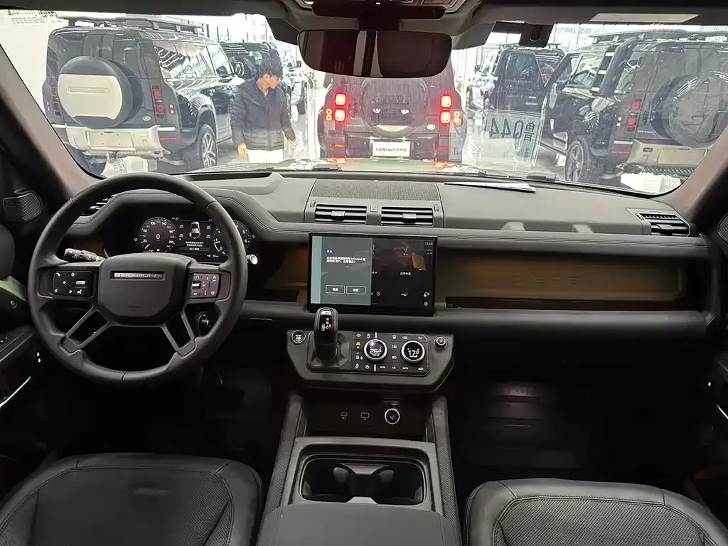 Land Rover Defender 2023 из CN, фото 9