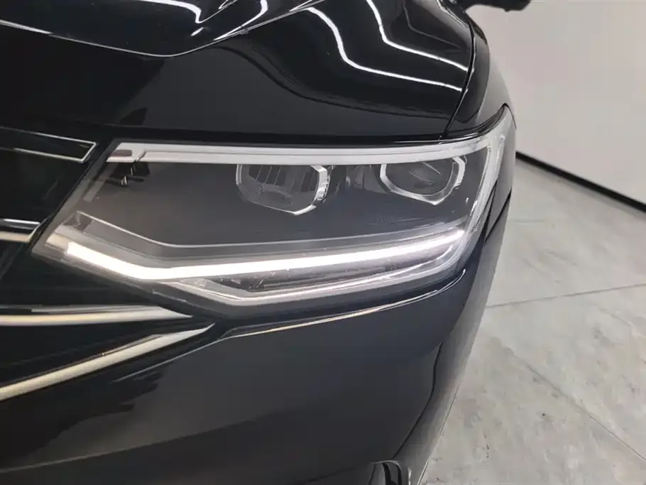 Volkswagen Tiguan L 2022 из CN, фото 5