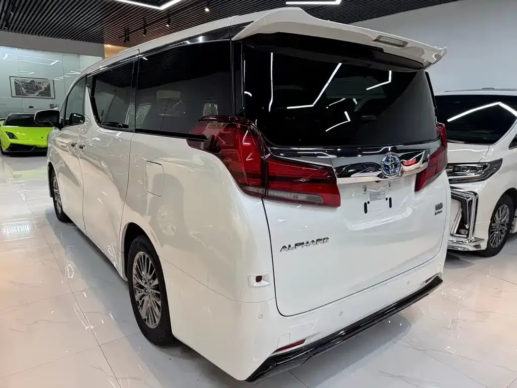Toyota Alphard 2021 из CN, фото 9