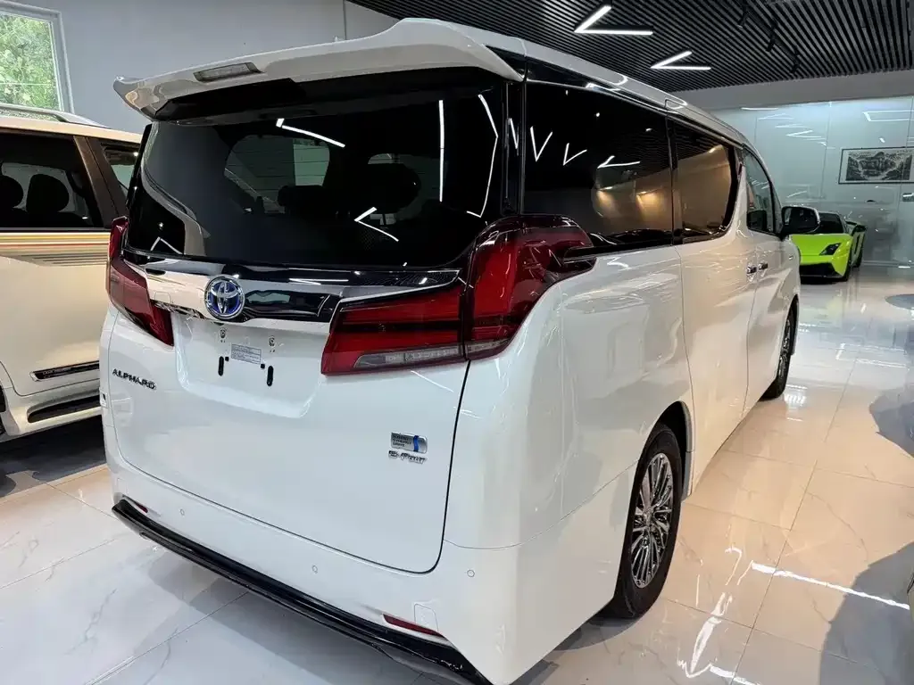 Toyota Alphard 2021 из CN, фото 7