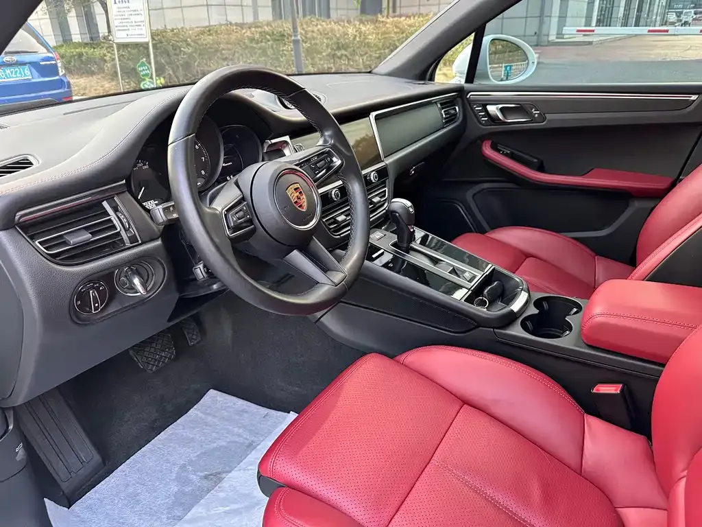 Porsche Macan 2024 из CN, фото 4