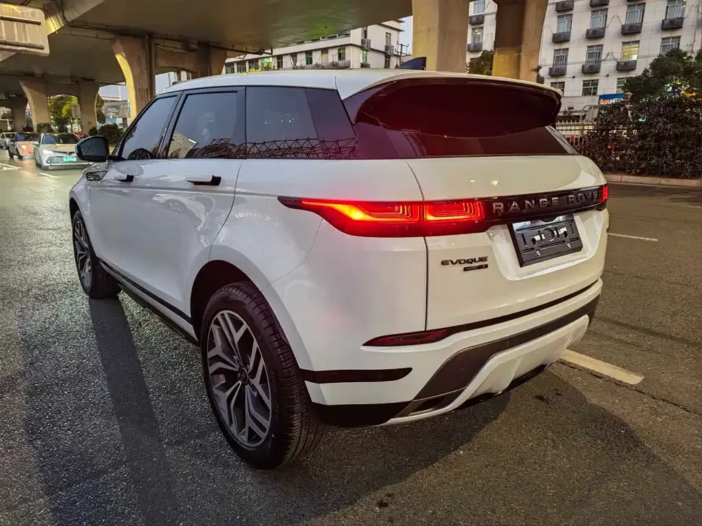 Land Rover Evoque — фото 7