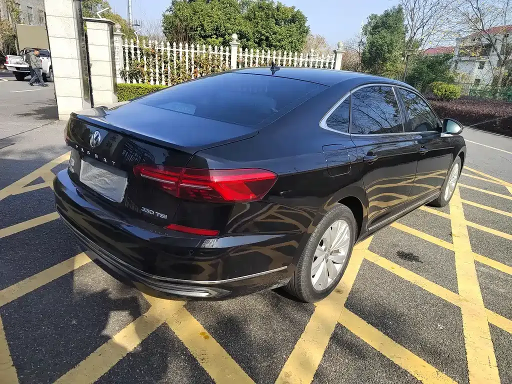 Volkswagen Passat 2021 из CN, фото 7