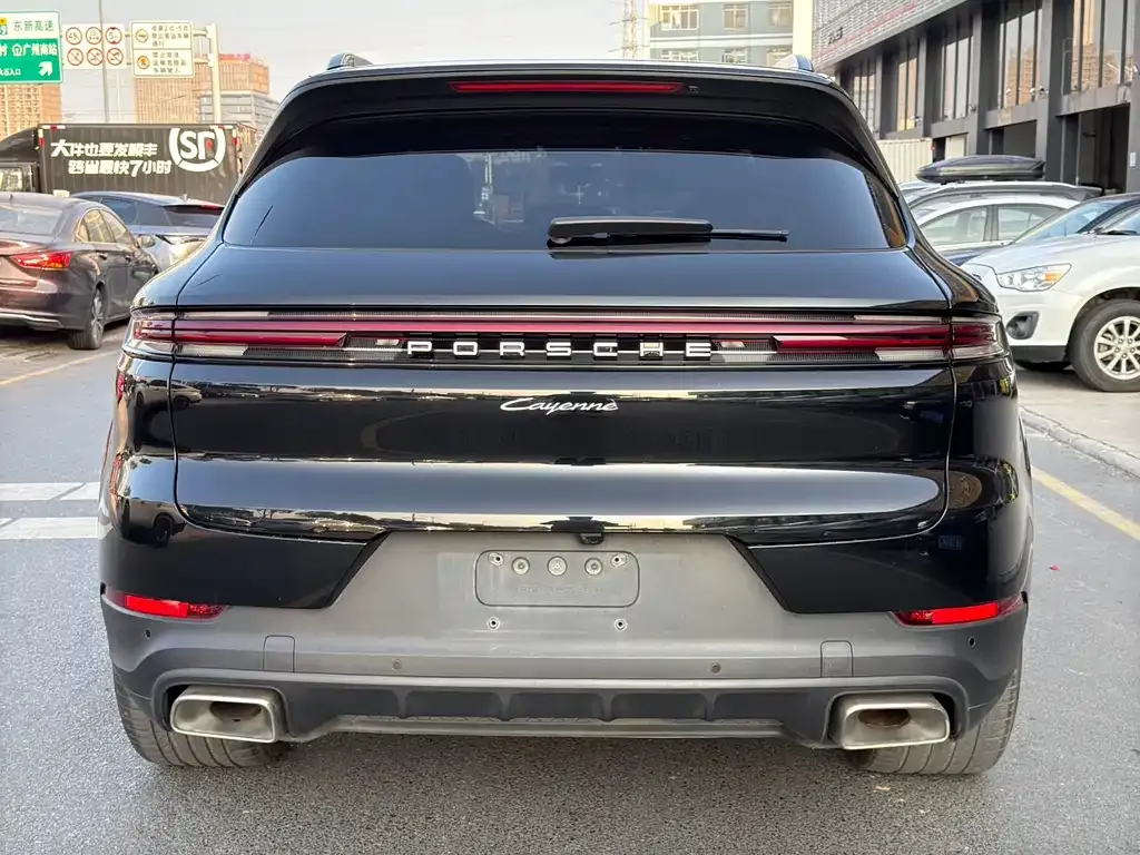 Porsche Cayenne 2024 из CN, фото 6