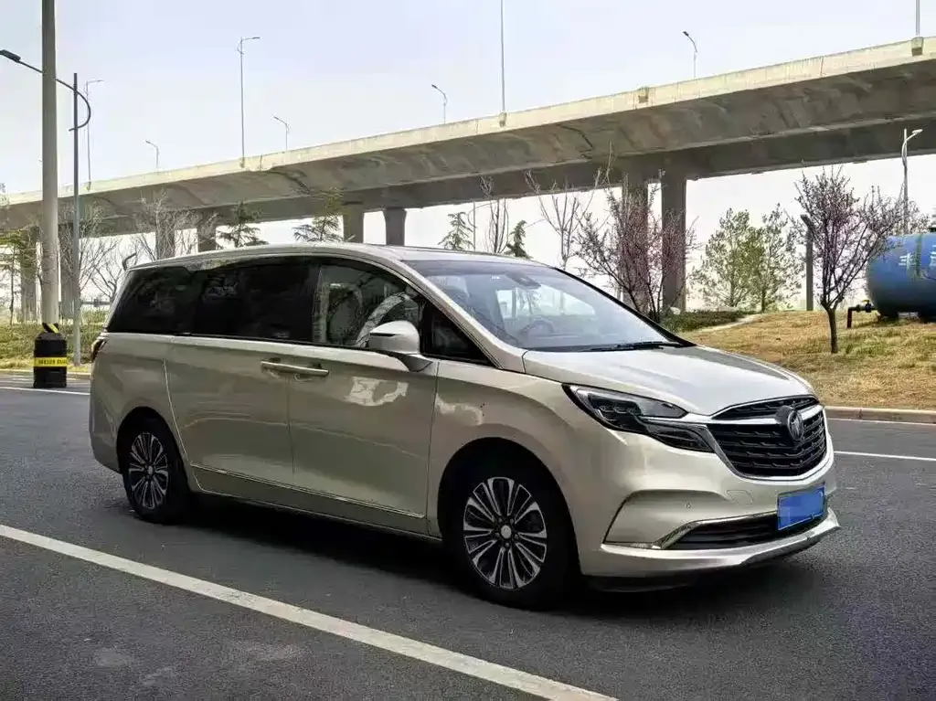Buick GL8 2021 из CN, фото 1