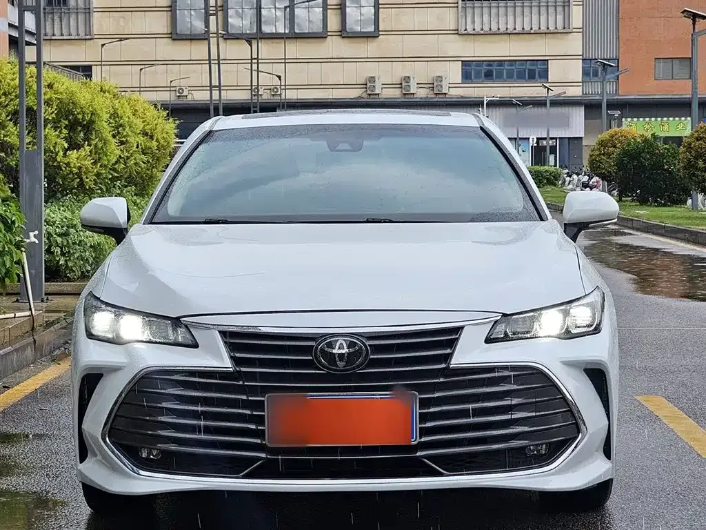 Toyota Avalon 2021 из CN, фото 3