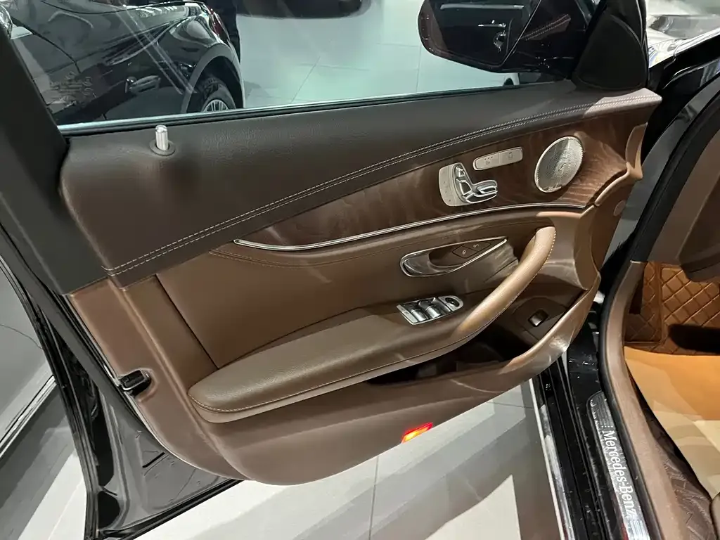 Mercedes-Benz E-Class 2021 из CN, фото 6