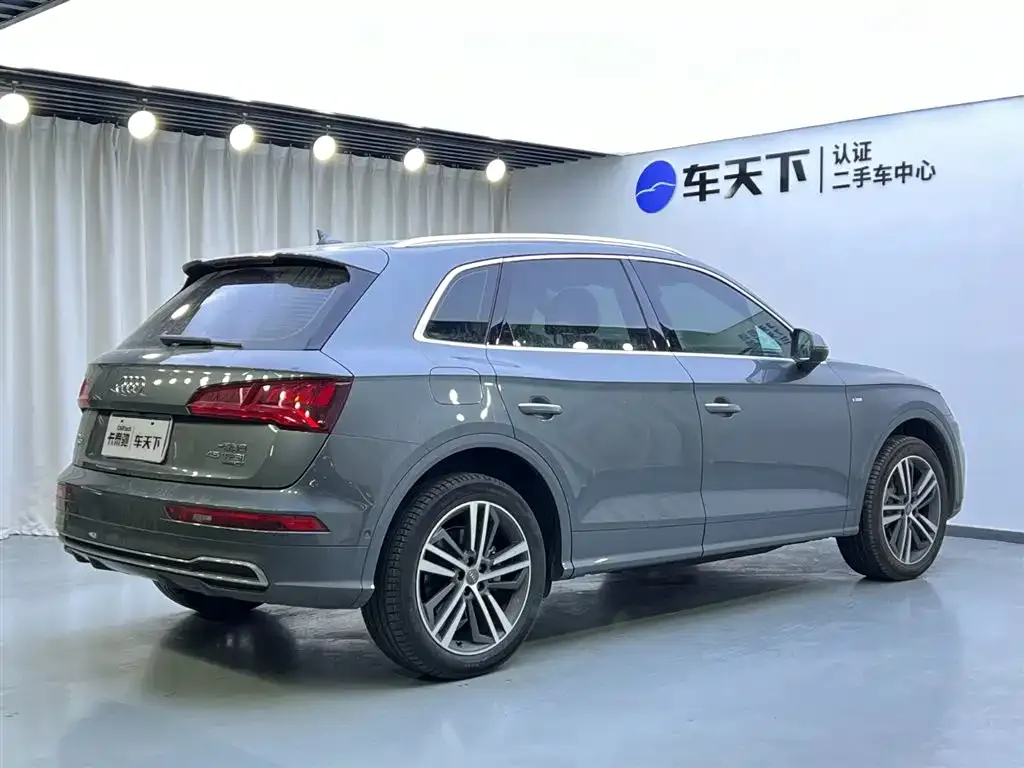 Audi Q5L 2021 из CN, фото 4