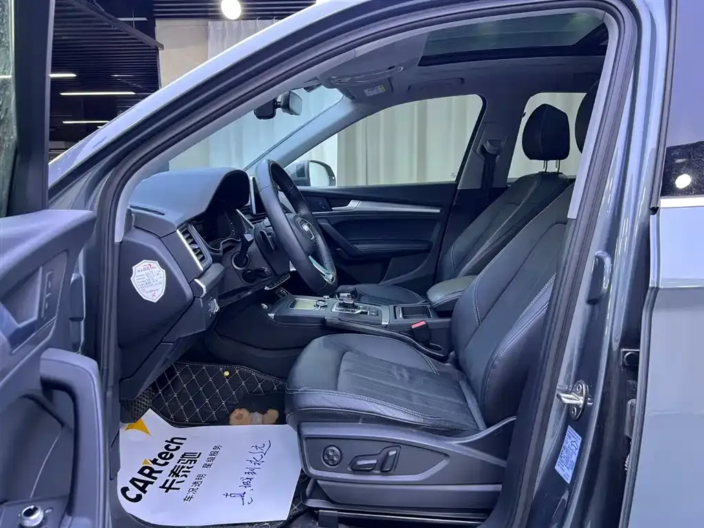 Audi Q5L 2021 из CN, фото 3