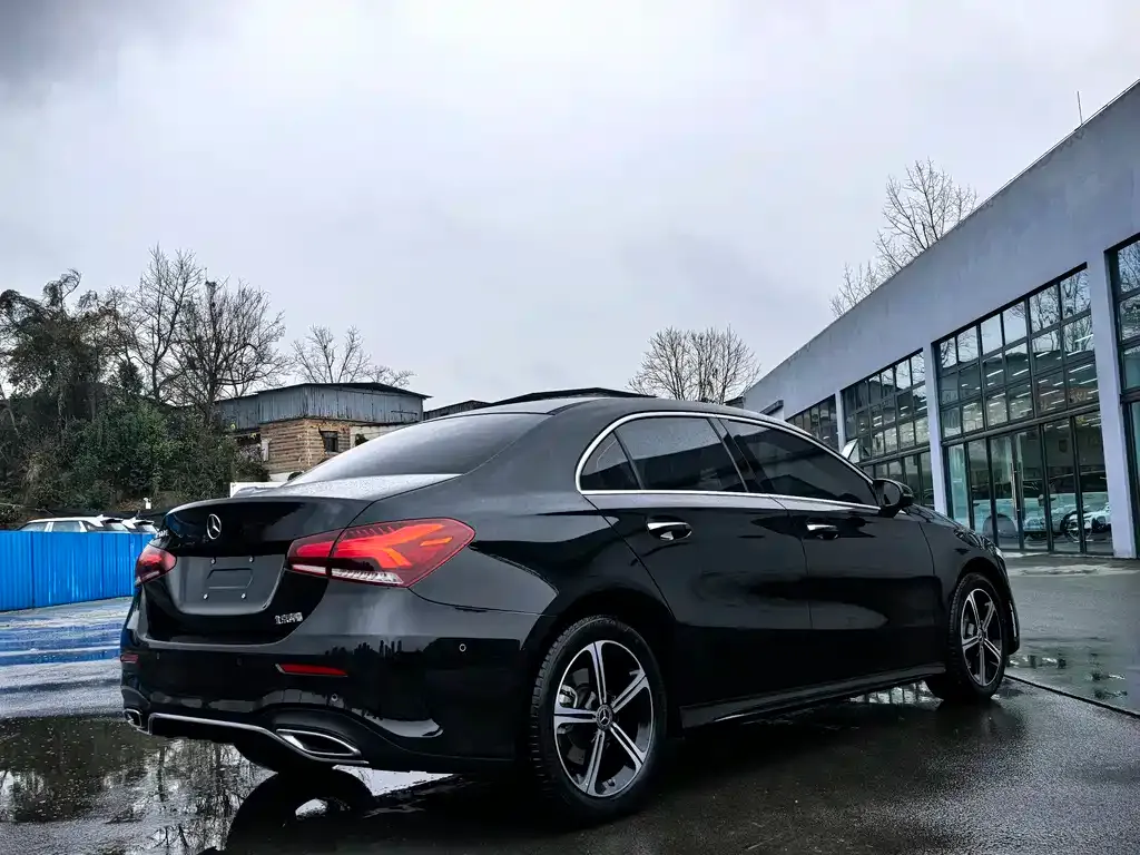Mercedes-Benz A-Class 2023 из CN, фото 2