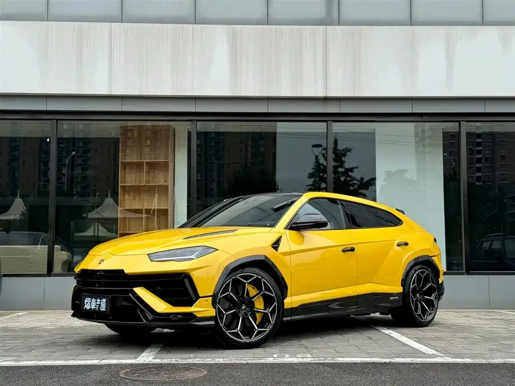 Lamborghini Urus 2024 из CN, фото 1