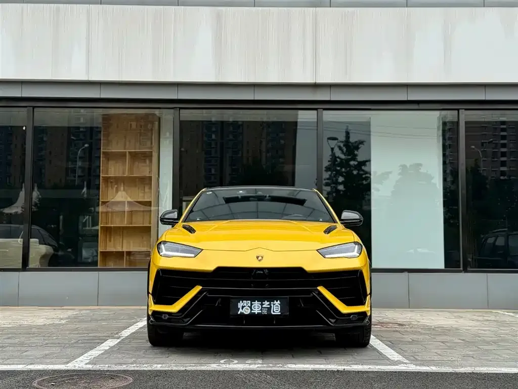 Lamborghini Urus 2024 из CN, фото 5