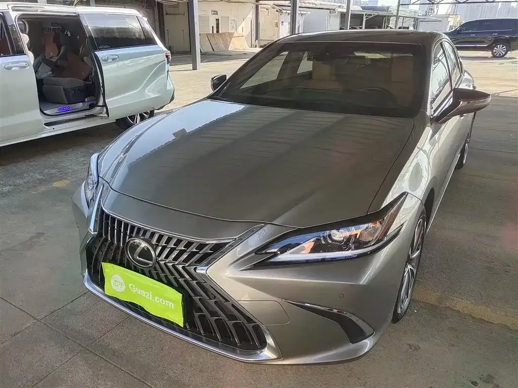 Lexus ES 2024 из CN, фото 1