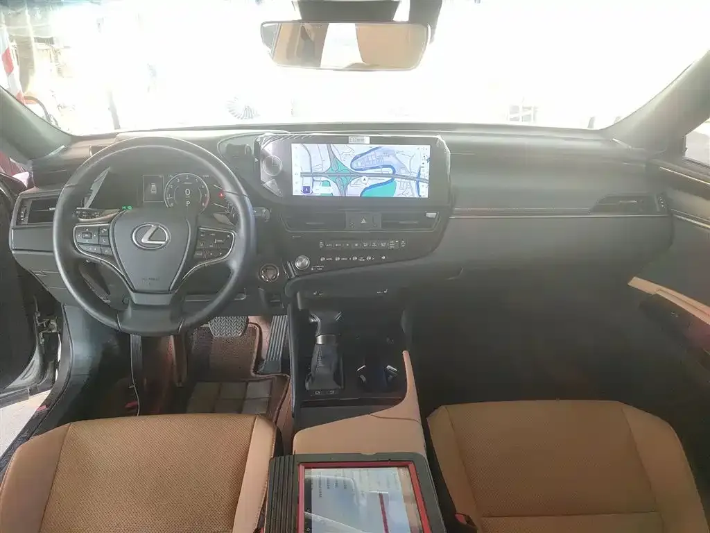 Lexus ES 2024 из CN, фото 7