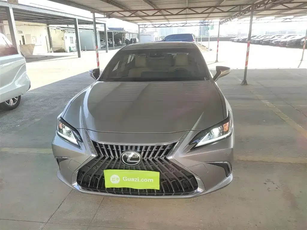 Lexus ES 2024 из CN, фото 9