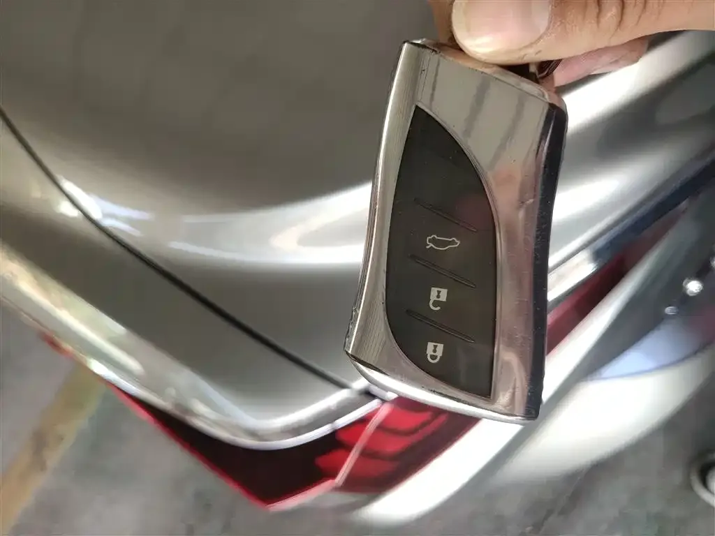 Lexus ES 2024 из CN, фото 2