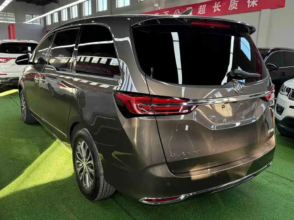 Buick GL8 2021 из CN, фото 9