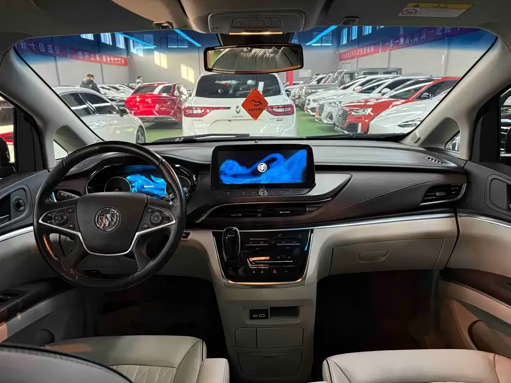 Buick GL8 2021 из CN, фото 3