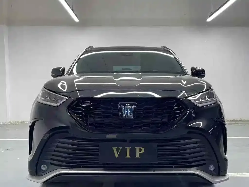 Toyota Crown Kluger 2022 из CN, фото 3
