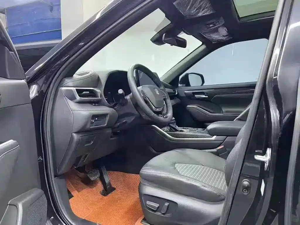 Toyota Crown Kluger 2022 из CN, фото 7