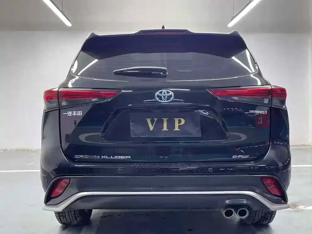 Toyota Crown Kluger 2022 из CN, фото 6