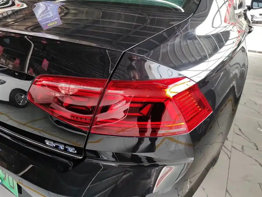 Volkswagen Magotan GTE PHEV 2023 из CN, фото 8