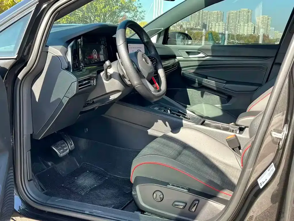 [object Object] Golf GTI 2023 из CN, фото 4