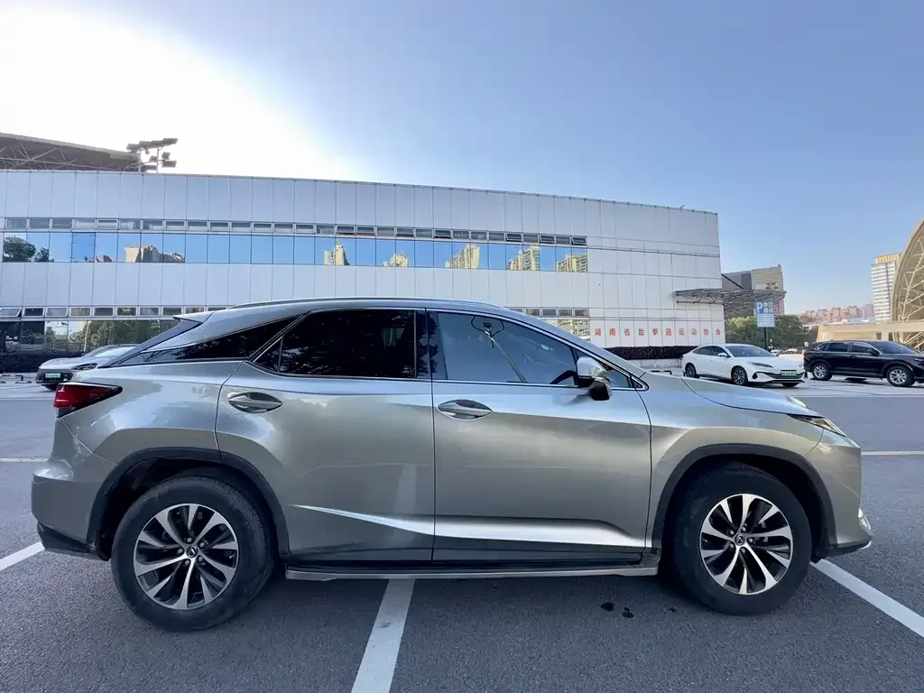 Lexus RX 2022 из CN, фото 2