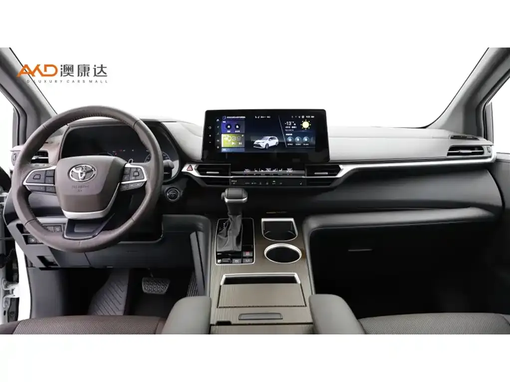 Toyota Granvia 2025 из CN, фото 4
