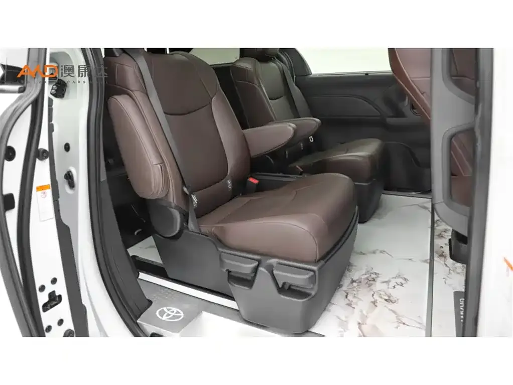 Toyota Granvia 2025 из CN, фото 6