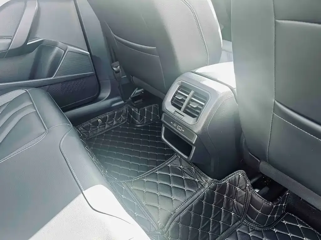Volkswagen Tharu 2024 из CN, фото 10