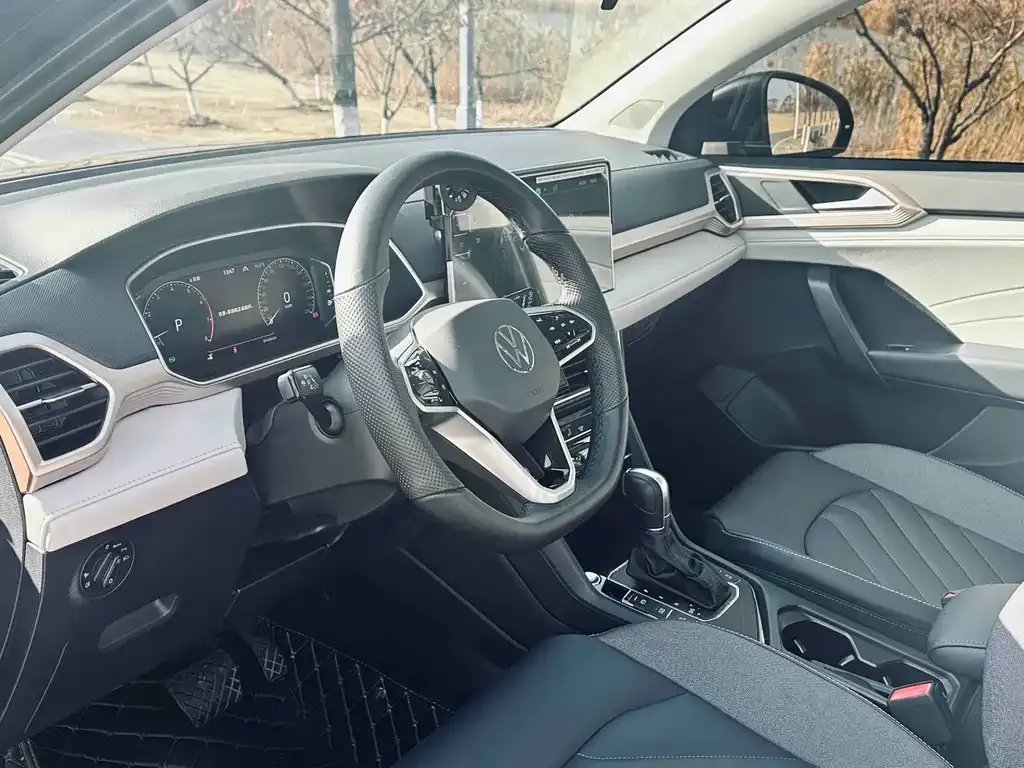 Volkswagen Tharu 2024 из CN, фото 4