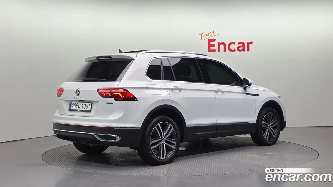 Volkswagen Tiguan 2023 из KR, фото 3