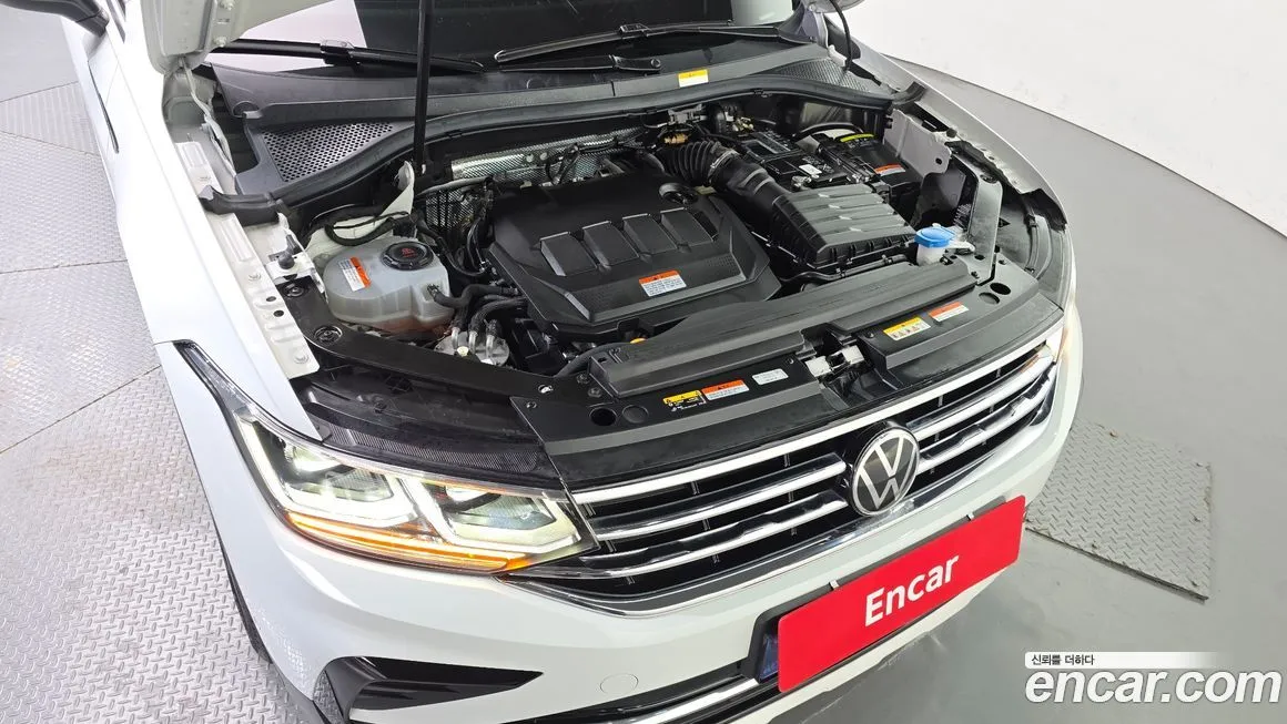 Volkswagen Tiguan 2023 из KR, фото 9