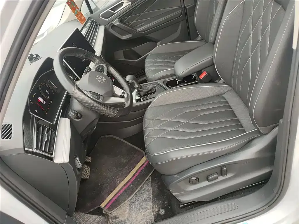 Volkswagen Tiguan L 2023 из CN, фото 6
