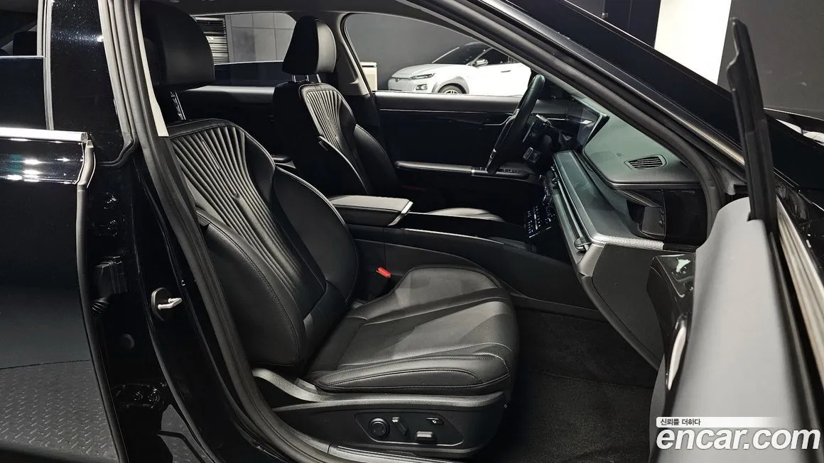 Hyundai Grandeur 2023 из KR, фото 9