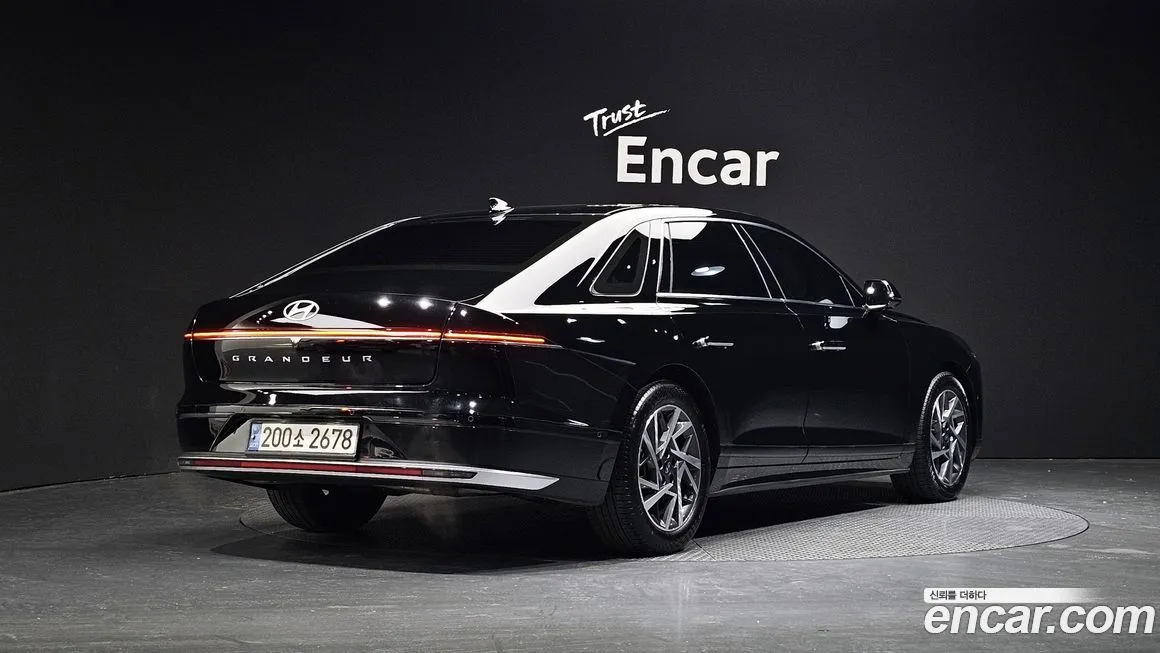 Hyundai Grandeur 2023 из KR, фото 3