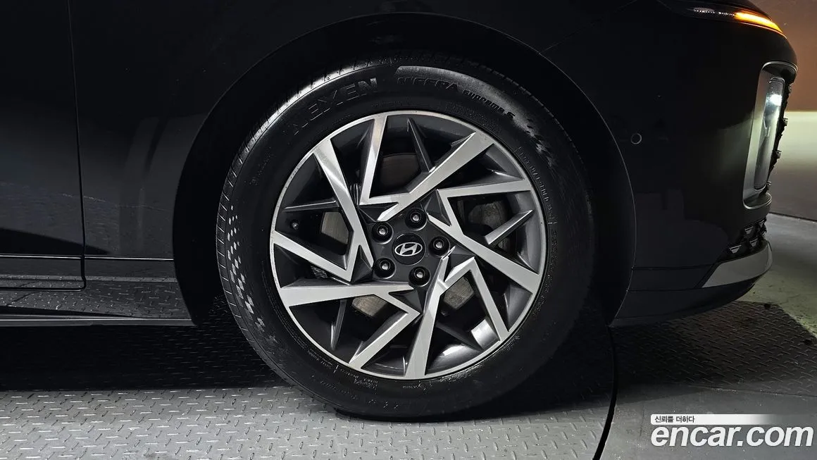 Hyundai Grandeur 2023 из KR, фото 5