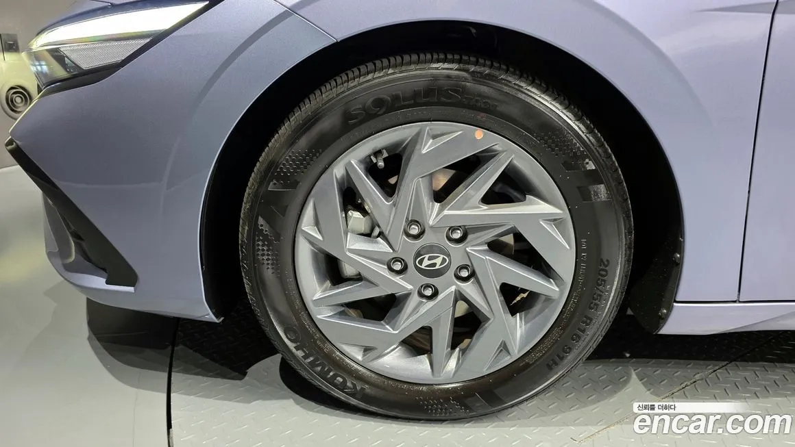 Hyundai AVANTE — фото 4