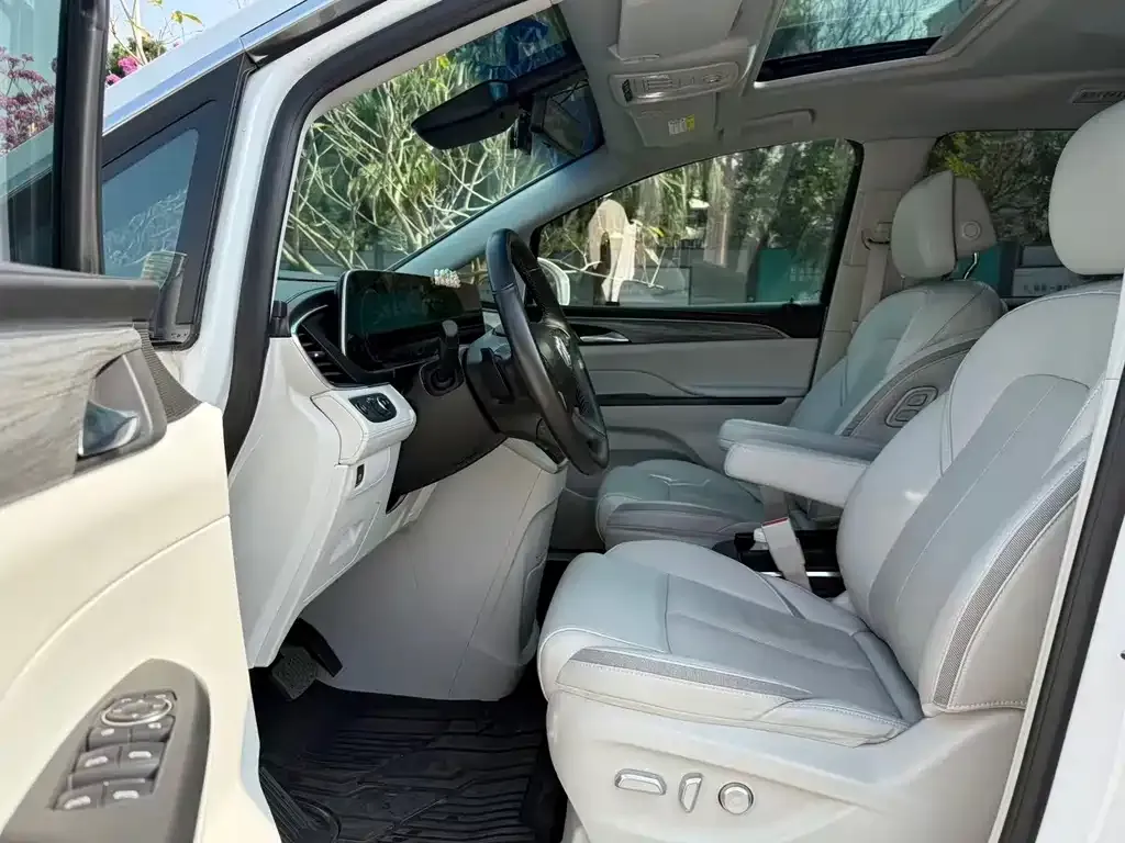 Buick GL8 2022 из CN, фото 4