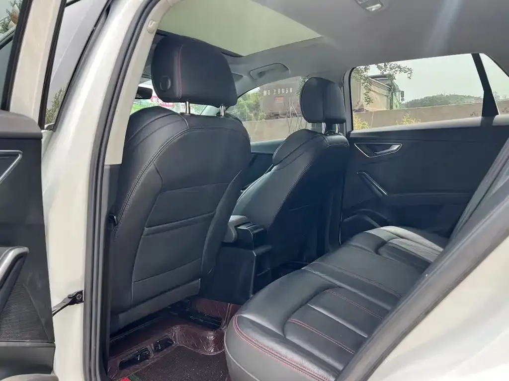 Audi Q2L 2022 из CN, фото 5