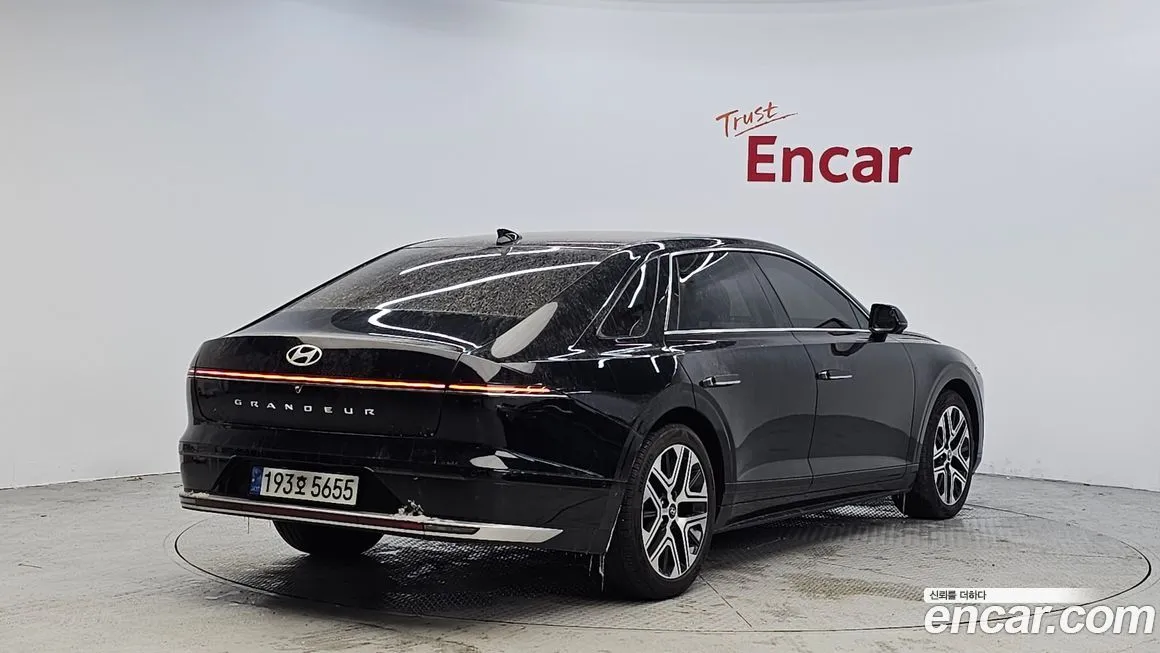 Hyundai Grandeur 2023 из KR, фото 7