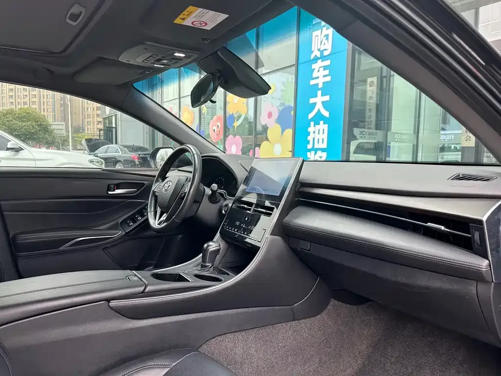 Toyota Avalon 2023 из CN, фото 10