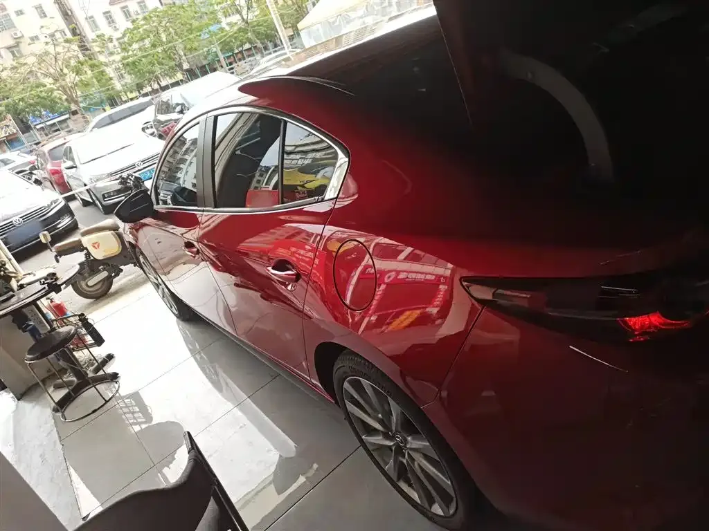 Mazda 3 Axela 2021 из CN, фото 5