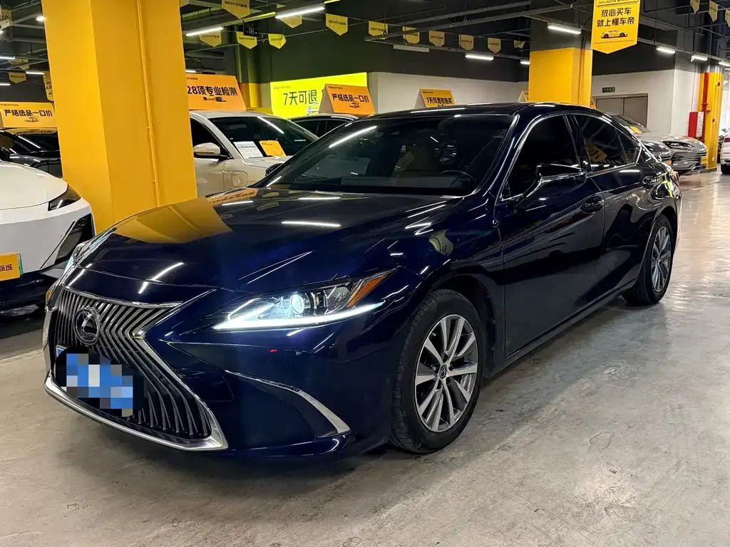 Lexus ES 2021 из CN, фото 1